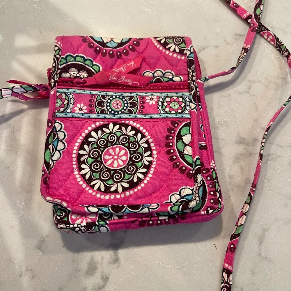 Vera Bradley Mini Hipster Cupcake Retired Print